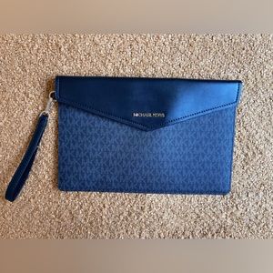 Michael Kors clutch (Black) with strap